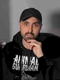 Joey Carbstrong